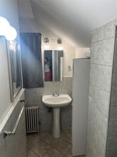 166-40 17th Ave in Queens, NY - Building Photo - Building Photo