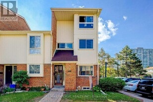20 Brookmill Blvd in Toronto, ON - Building Photo