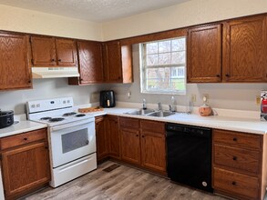 91 Dickey Ave in Fairborn, OH - Foto de edificio - Building Photo