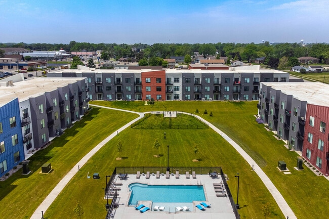 Courtyard at Cobblestone Park