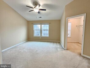 7012 Trek Way in Gainesville, VA - Building Photo - Building Photo