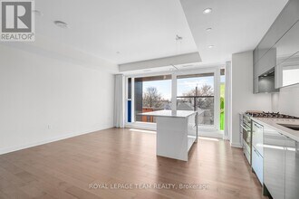 135-135 Barrette St in Ottawa, ON - Building Photo - Building Photo