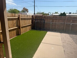 2925 N Winstel Blvd in Tucson, AZ - Building Photo - Building Photo