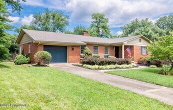 12011 Brookmoor Dr in Louisville, KY - Building Photo - Building Photo