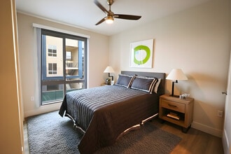 Medley Apartments in Sacramento, CA - Building Photo - Building Photo