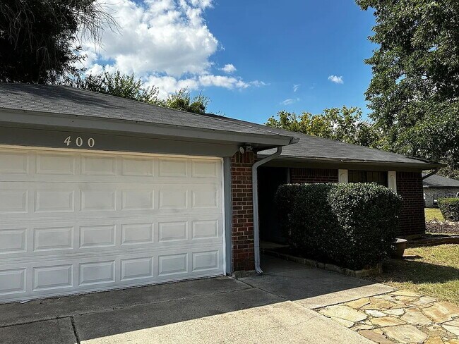 property at 400 Allison Ln