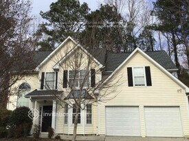718 Arbour Way in Suwanee, GA - Building Photo
