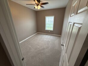 729 Debates St in Washington, IL - Building Photo - Building Photo