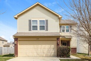 2409 Woodfield Blvd in Franklin, IN - Building Photo