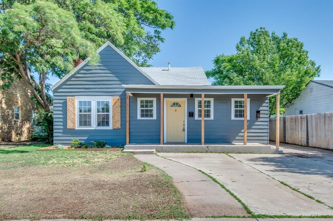 1910 26th St in Lubbock, TX - Foto de edificio - Building Photo