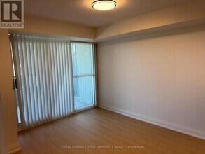 23-2223 Hollywood Ave in Toronto, ON - Building Photo - Building Photo