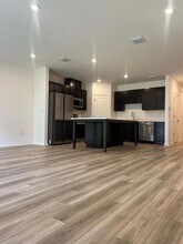 32100 Eastern Redbud Br in San Antonio, FL - Building Photo - Building Photo