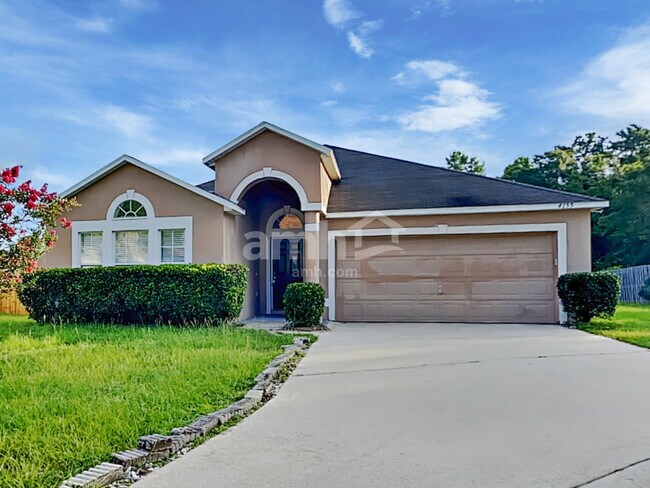 property at 4135 Half Moon Cir