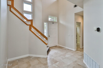 4912 Barbados Ct in Oak Park, CA - Building Photo - Building Photo