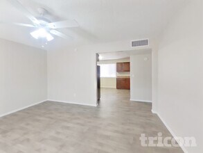 1626 W Pepper Pl in Mesa, AZ - Building Photo - Building Photo