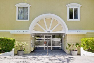 500 Fulton St in Palo Alto, CA - Building Photo - Building Photo