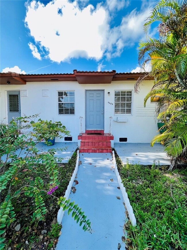 600 SW 16th Ave in Miami, FL - Building Photo - Building Photo