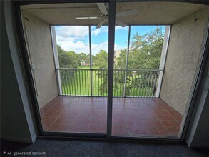 8735 Ramblewood Dr in Coral Springs, FL - Building Photo - Building Photo