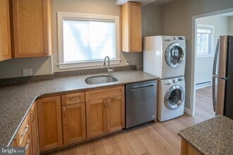 3224 Martha Custis Dr in Alexandria, VA - Building Photo - Building Photo