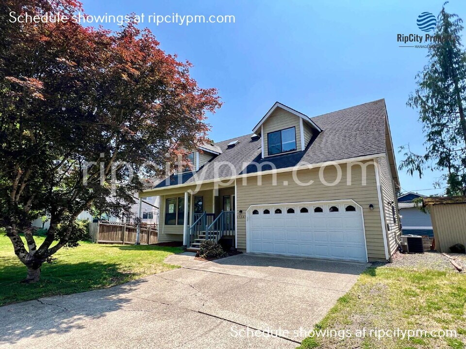 13241 SW 64th Ave in Portland, OR - Building Photo