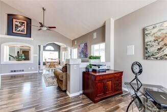 3338 Oak Leaf Pl in Littleton, CO - Building Photo - Building Photo