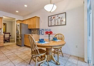 8345 S Garland Cir in Littleton, CO - Building Photo - Building Photo