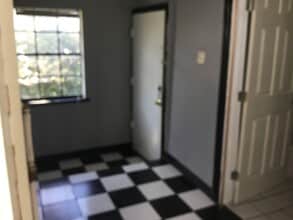 400 Avenue B, Unit B in Marrero, LA - Foto de edificio - Building Photo