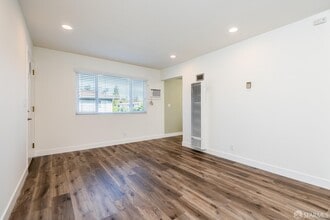 990 Helen Ave in Sunnyvale, CA - Building Photo - Building Photo