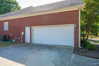 4404 Hidden Lake Dr SE in Owens Cross Roads, AL - Building Photo - Building Photo