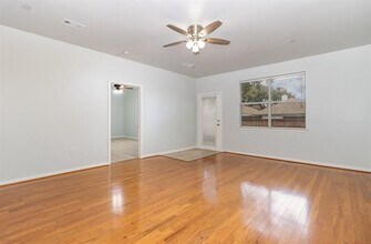 205 Bexar Dr in Lewisville, TX - Building Photo - Building Photo