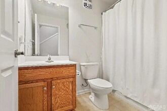 14 Fleet St in North Brunswick, NJ - Building Photo - Building Photo