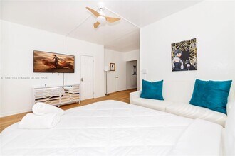 545 Michigan Ave in Miami Beach, FL - Building Photo - Building Photo