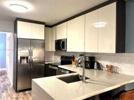 4580 NE 3rd Ave in Fort Lauderdale, FL - Building Photo
