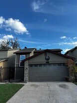 2816 Capella Cir in Garland, TX - Building Photo