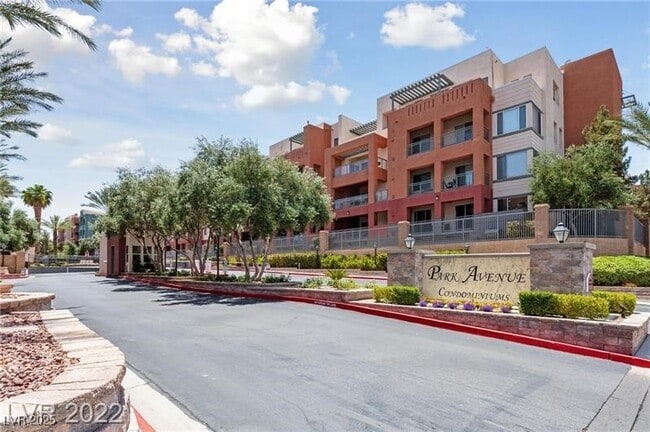 property at 83 E Agate Ave