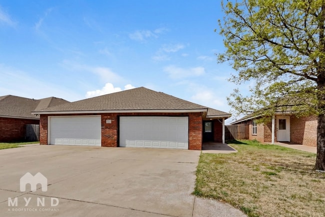 property at 514 N Brentwood Ave