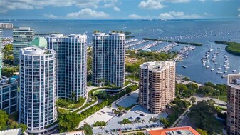 2831 S Bayshore Dr, Unit 1405 Apartments