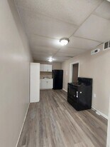 401 N Mulberry St in Mount Vernon, OH - Building Photo
