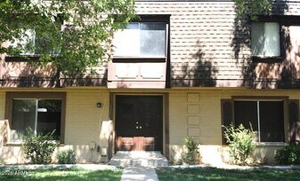 5000 S Alder Dr in Tempe, AZ - Building Photo