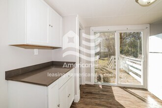 1114 E Corrington Ave in Peoria, IL - Building Photo - Building Photo