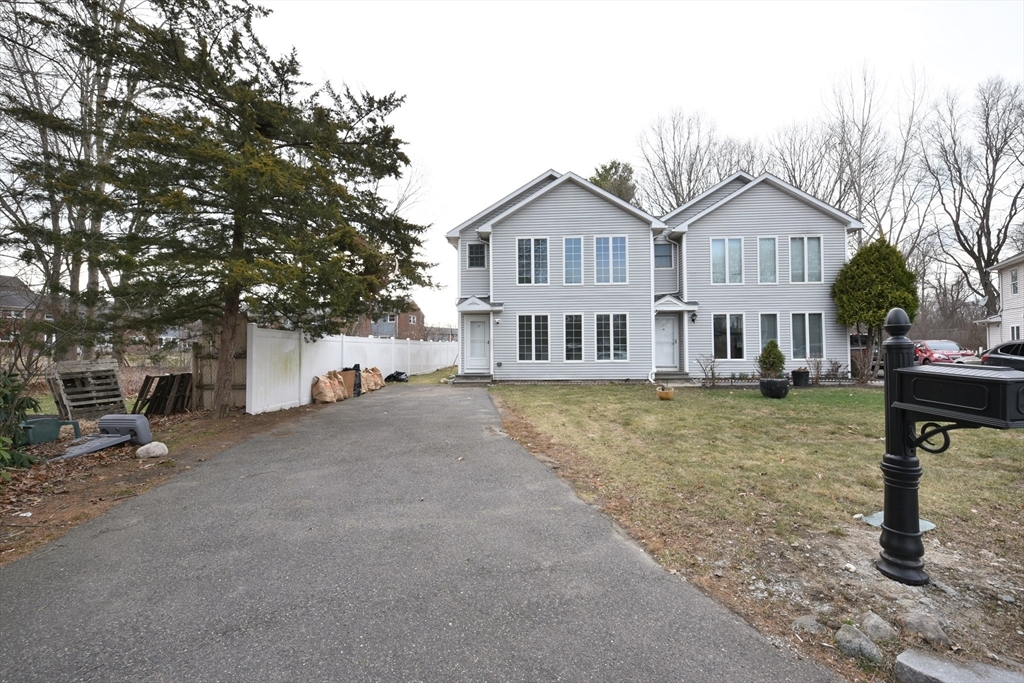 19 Stillman Cir in Natick, MA - Building Photo