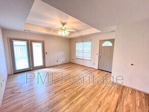 884 N Daisy Ln in Fayetteville, AR - Building Photo - Building Photo