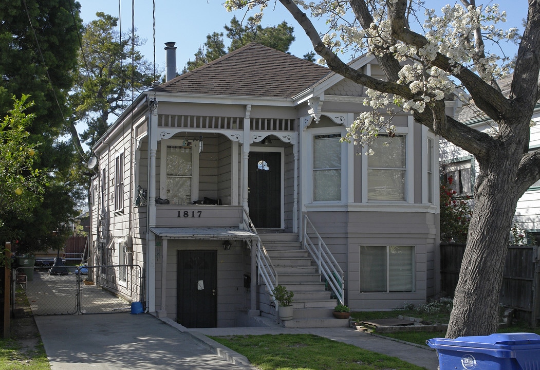 1817 Bay St in Alameda, CA - Foto de edificio