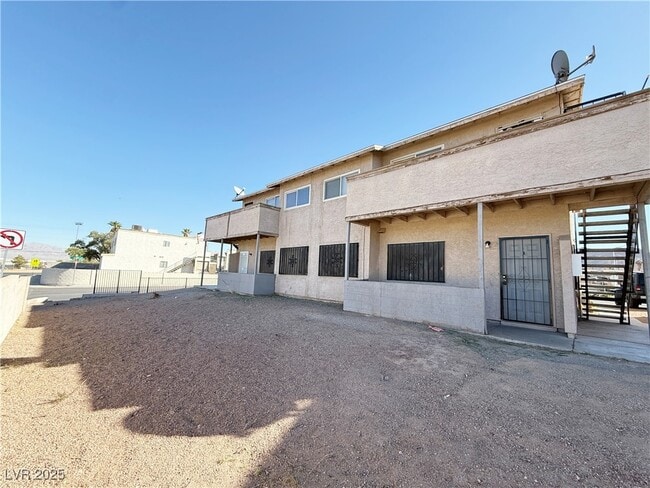 property at 2353 Exeter Dr