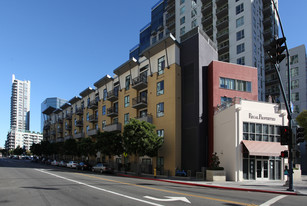 1277 Kettner Blvd Apartments