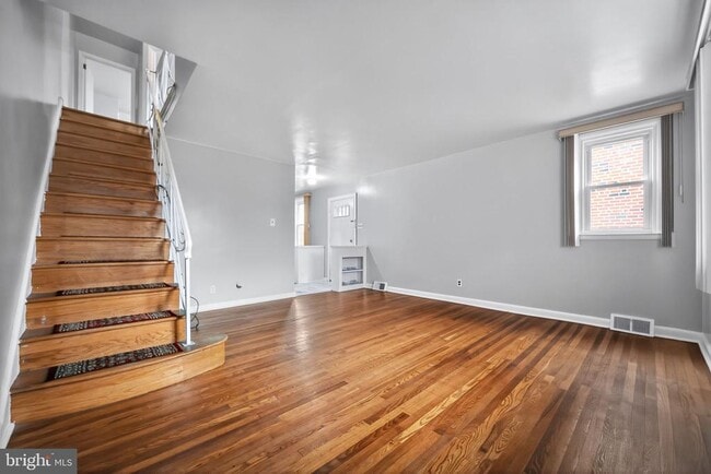 9050 Convent Ave in Philadelphia, PA - Building Photo - Building Photo