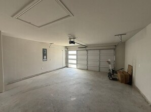 701 Trinity Pk Trl in Alvarado, TX - Foto de edificio - Building Photo