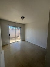 1830 S Garden St in Visalia, CA - Building Photo - Building Photo