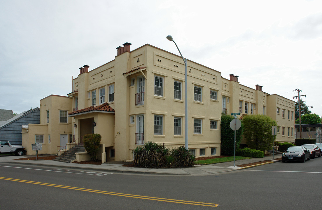 204 NW Kings Blvd in Corvallis, OR - Building Photo