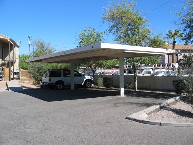 Park Mesa 4-Plex in Mesa, AZ - Building Photo - Building Photo